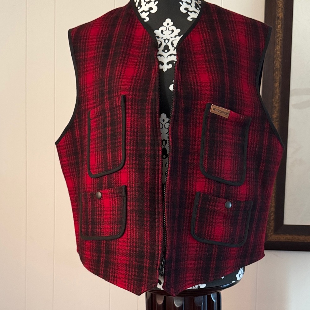 Woolrich Men's Classic Red and Black Plaid Vest